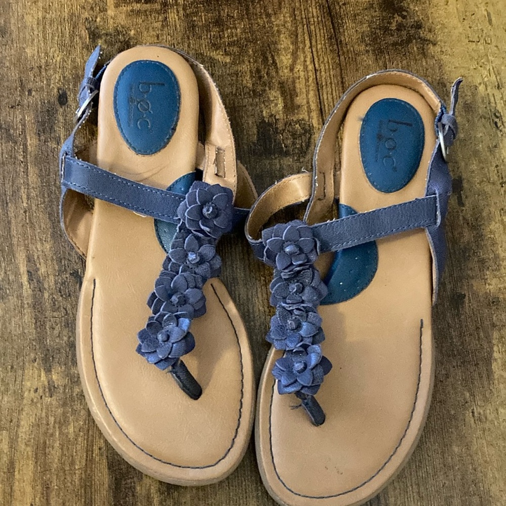 boc Blue Leather Flower Sandals 7